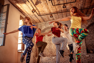 FIT DANCE – JEUDI 18H30